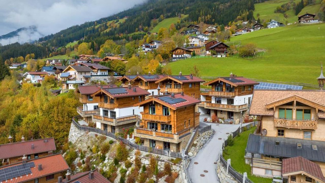 ExteriorSummer ExteriorSummer